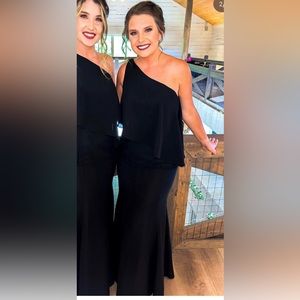 KF bridal Black one shoulder dress